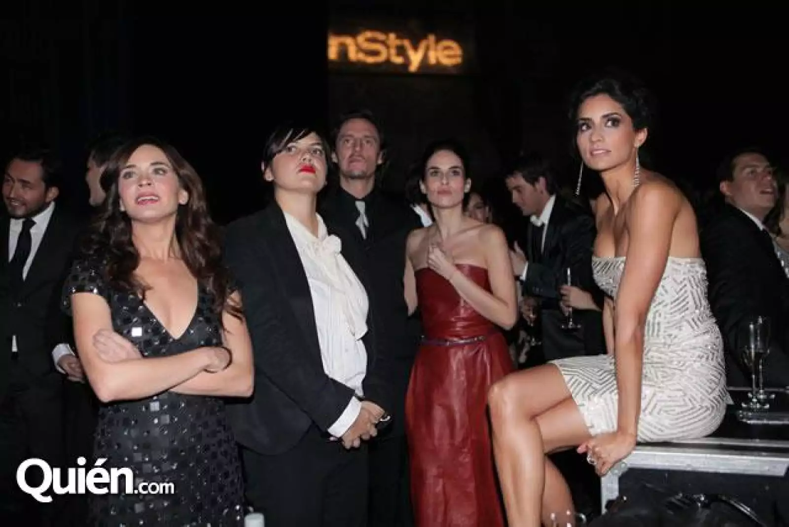 Adriana Louvier,Rubi Castillo,Héctor Ponce,Ana Serradilla,Paola Núñez
