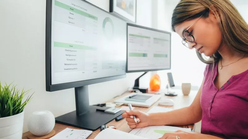 Actualización y especialización, las armas de los contadores para la sobrevivencia