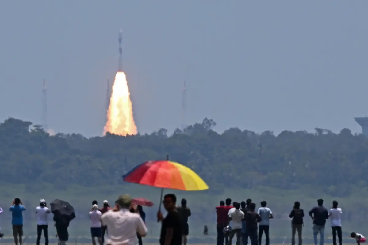 India ahora lanza cohete al Sol