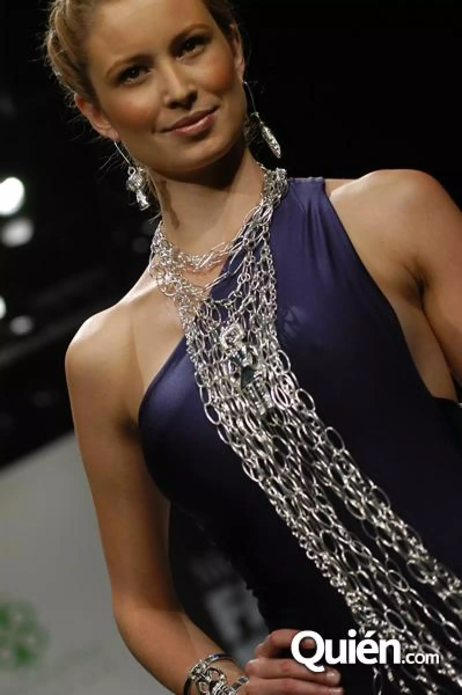 MBF Pasarela Delia González