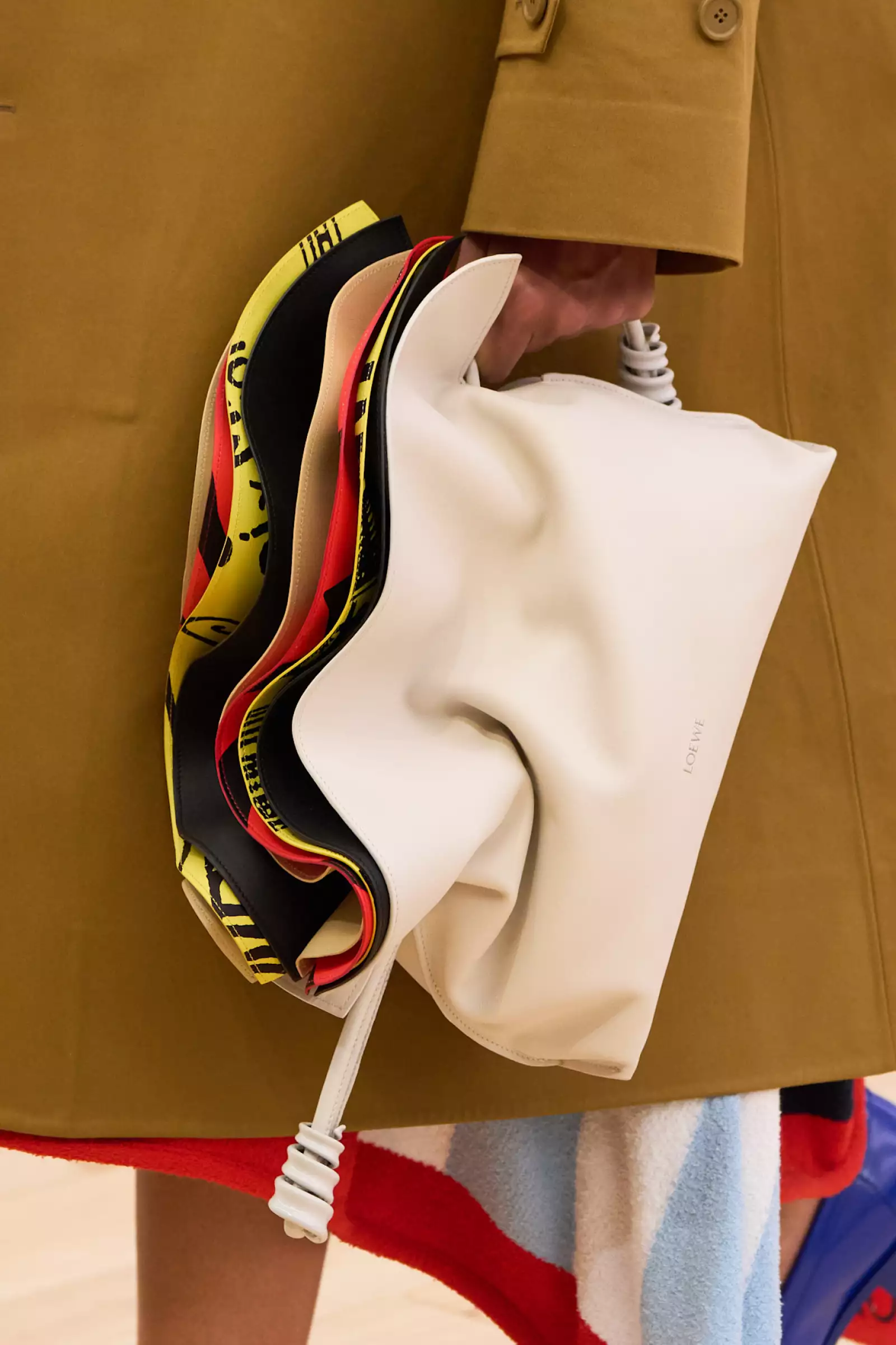 Loewe clp S26 093.jpg