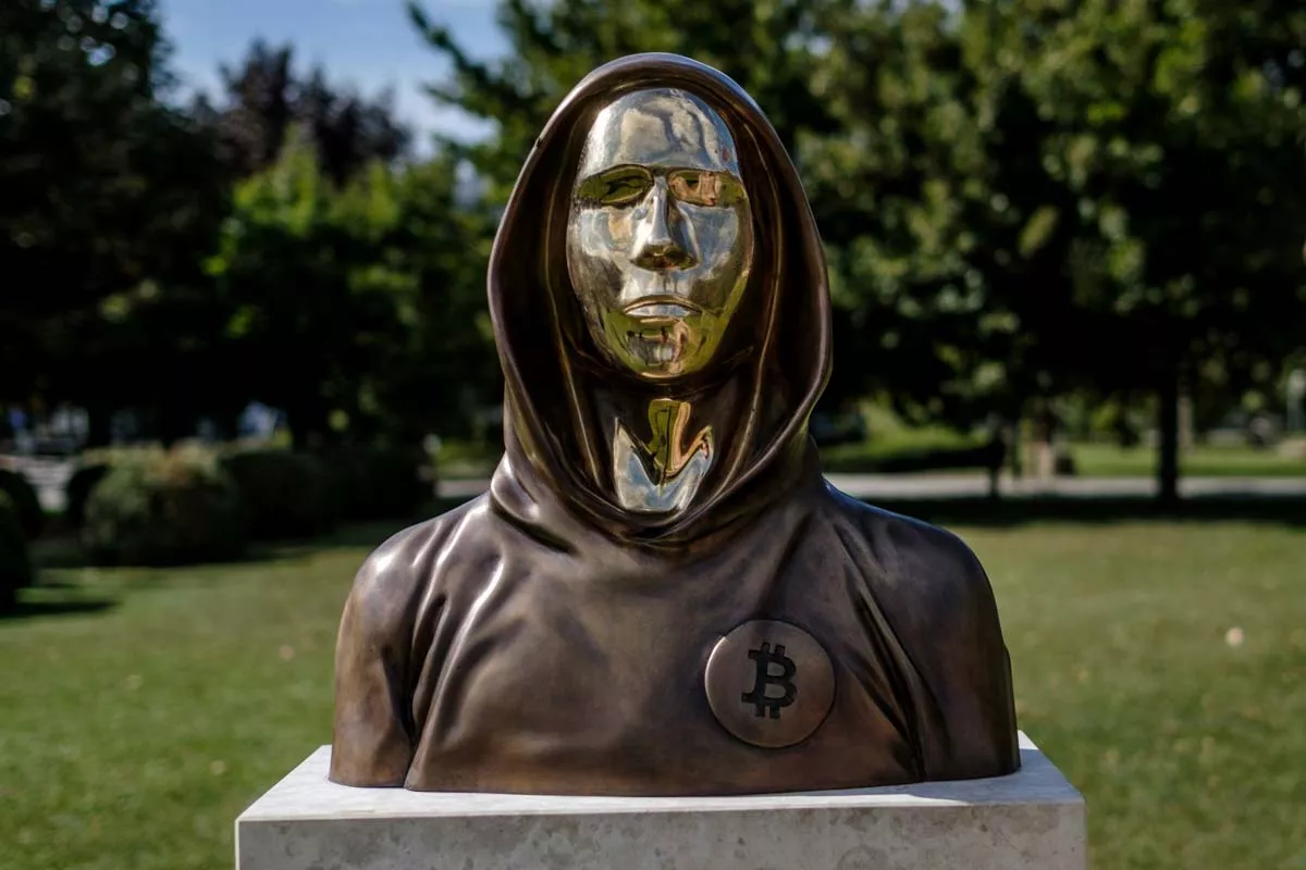 Bitcoin_Satoshi Nakamoto.jpeg