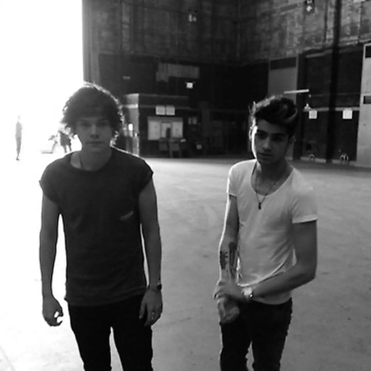 Se disculpó con cada uno de sus compañeros personalmente, pero a Harry le dedicó esta imagen en su Instagram. `Nunca cambiará... tú y yo´, puso a pie de foto.