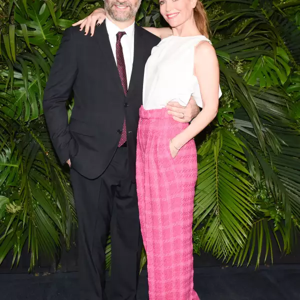 36_Judd_APATOW_Leslie_MANN_CHANEL_Charles_FINCH_PreOscarsDinner_2020_LD.jpg