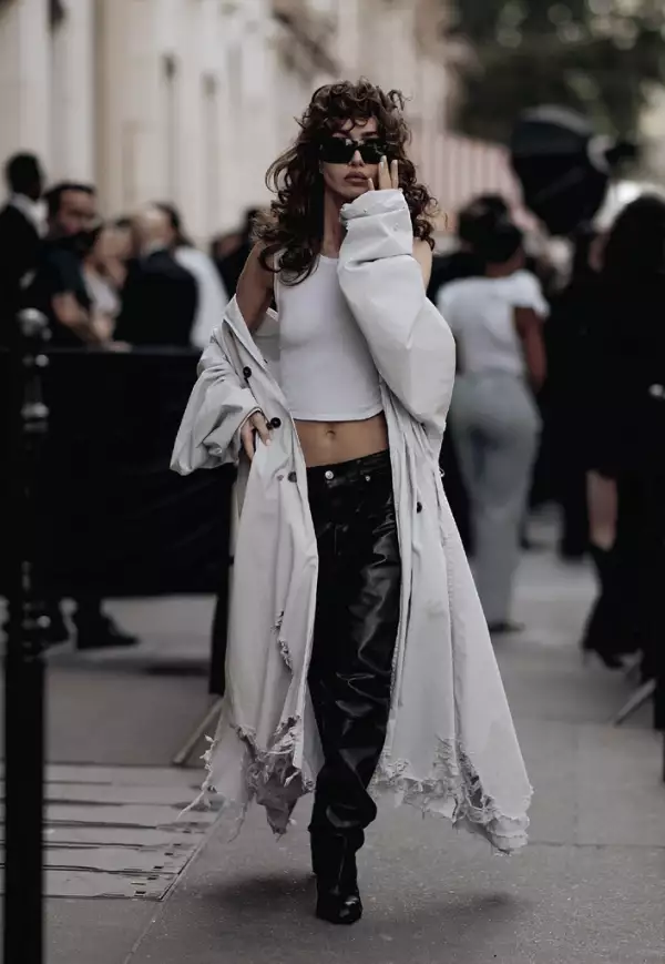Tank top en el street style