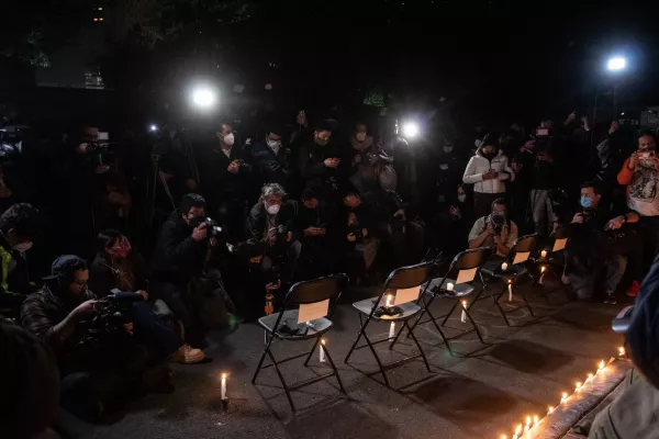 Periodistas y activistas protestaron frente al edificio de la Secretaria de Gobernación para exigir el esclarecimiento de los asesinatos de los 6 periodistas durante este año.