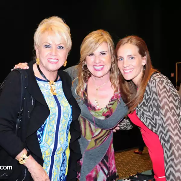 Güera Salas,Anabella Plsencia,Claudia Stoopen