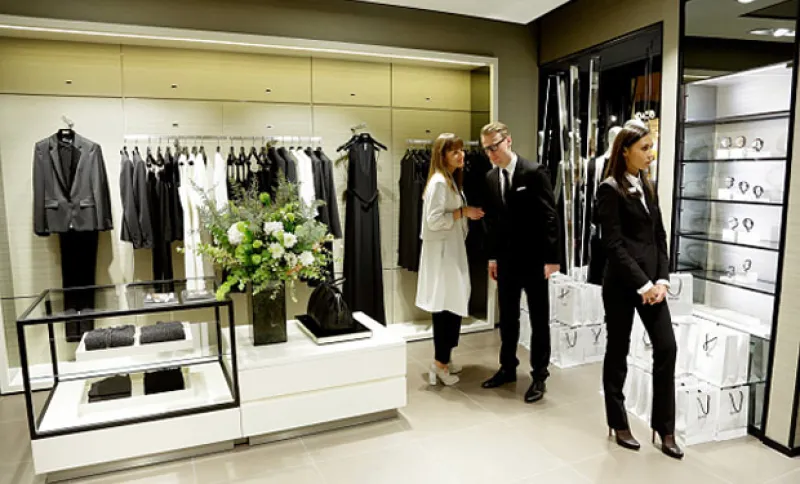 La marca de ropa alemana es listada en el Sistema Internacional de Cotizaciones del mercado local; la firma cuenta con 31 años de cotizar en la Bolsa de Fráncfort.