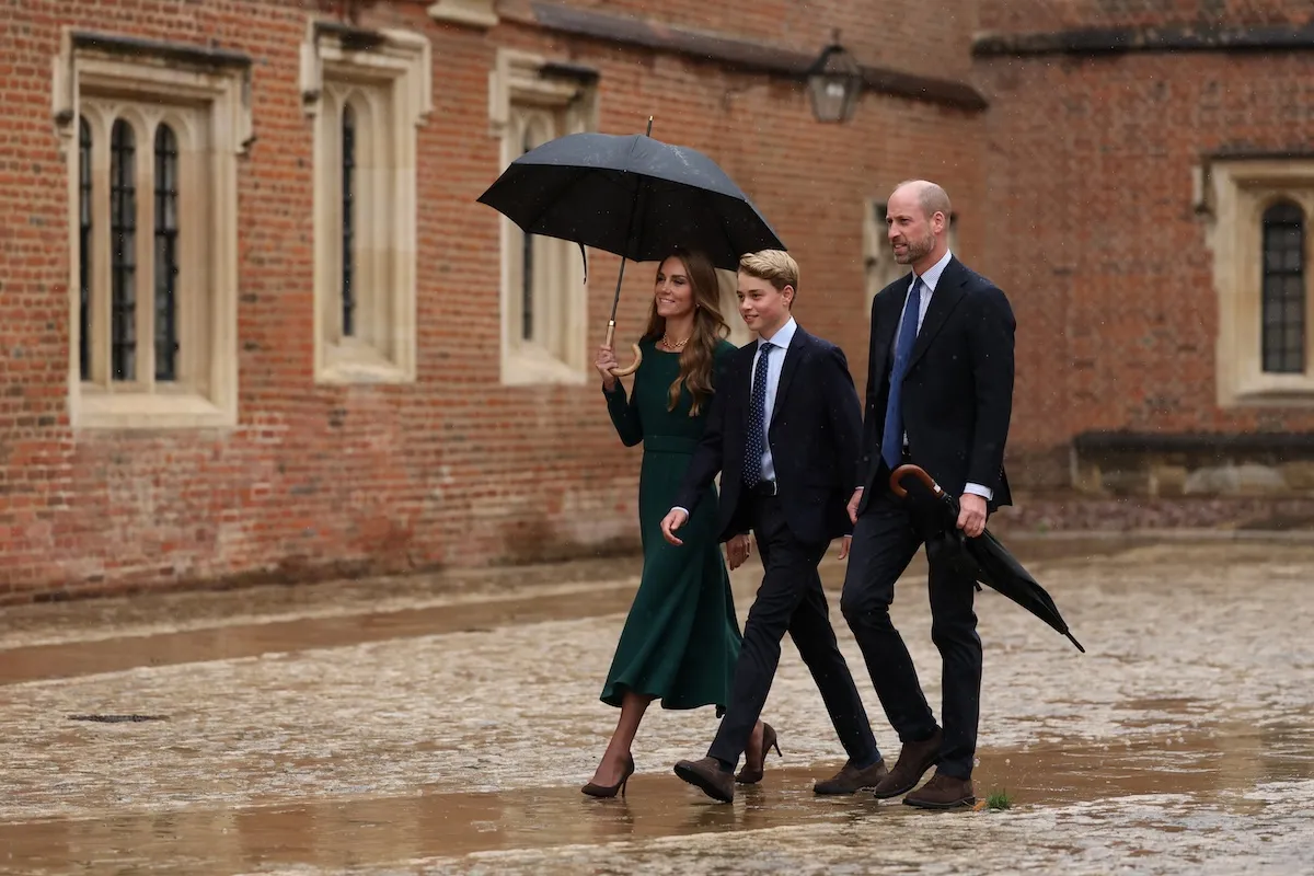 Príncipe George llegando al colegio Eton.