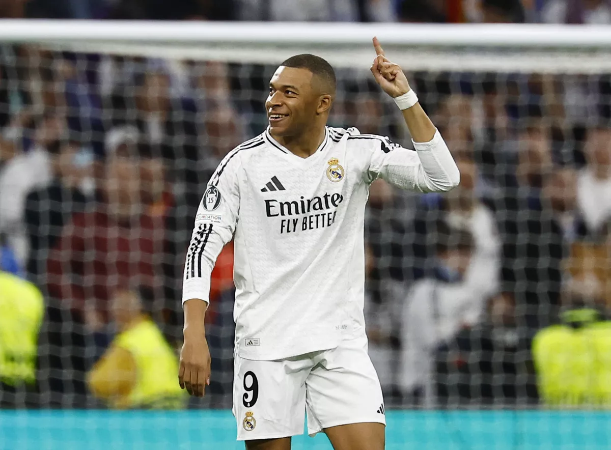 “Mbappé puede llegar al nivel de Cristiano Ronaldo”, dice Ancelotti
