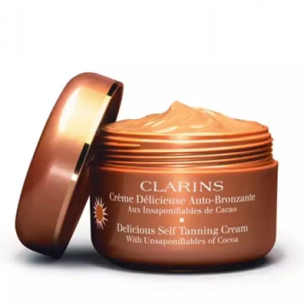 CLARINS Creme delicieuse autobronzante, con cacao.