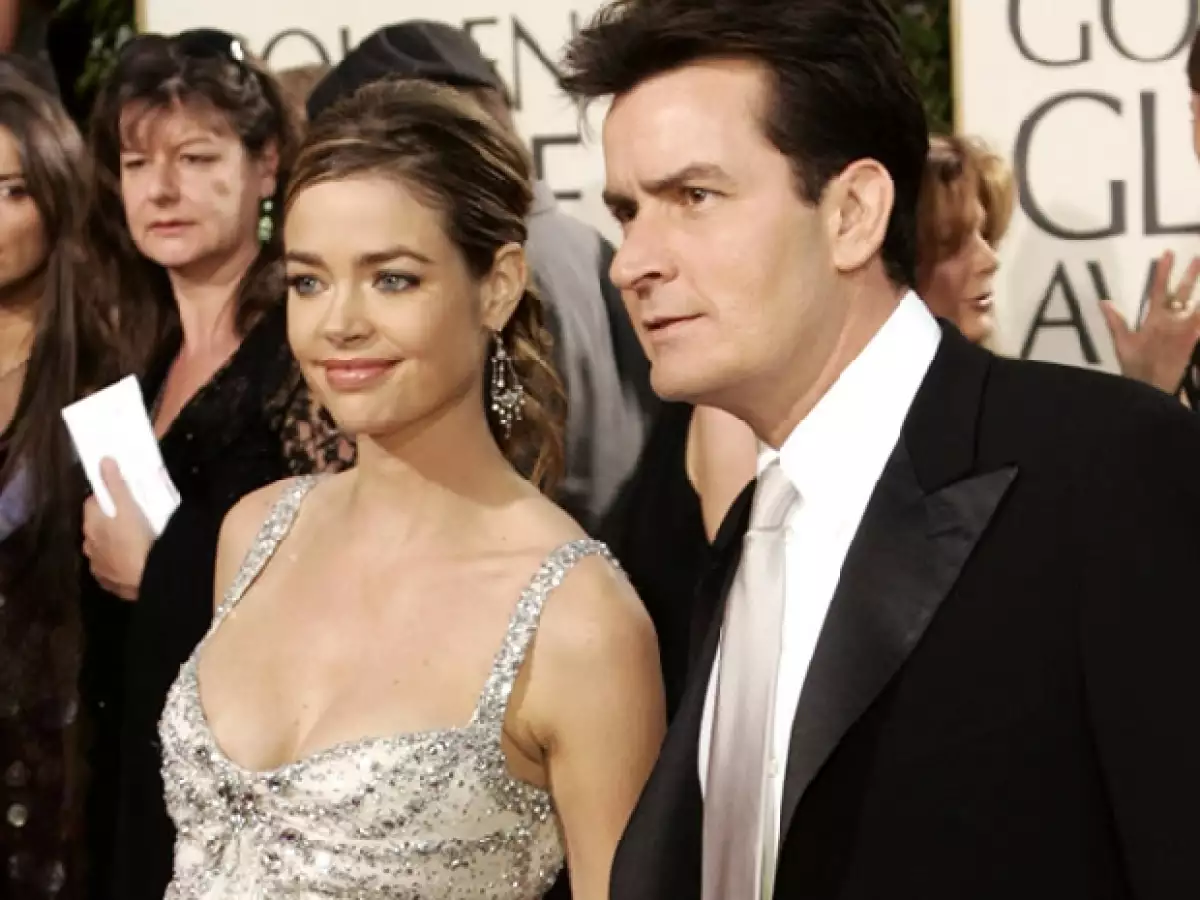 Denise Richards le pidió el divorcio porque Sheen la amenazó de muerte.