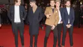Simon Cowell, creador de la banda, ha decidido abrir una serie de cafeterías por todo el mundo para que las fánaticas del grupo se puedan reunir.