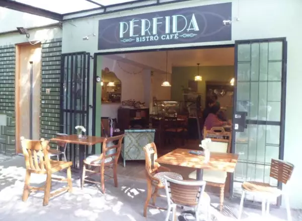 Pérfida, bistro café es un lugar acogedor en el corazón de la Ciudad de México.