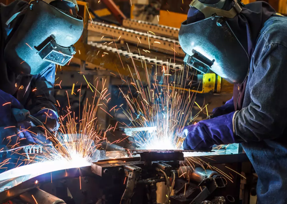 trabajadores en f�brica