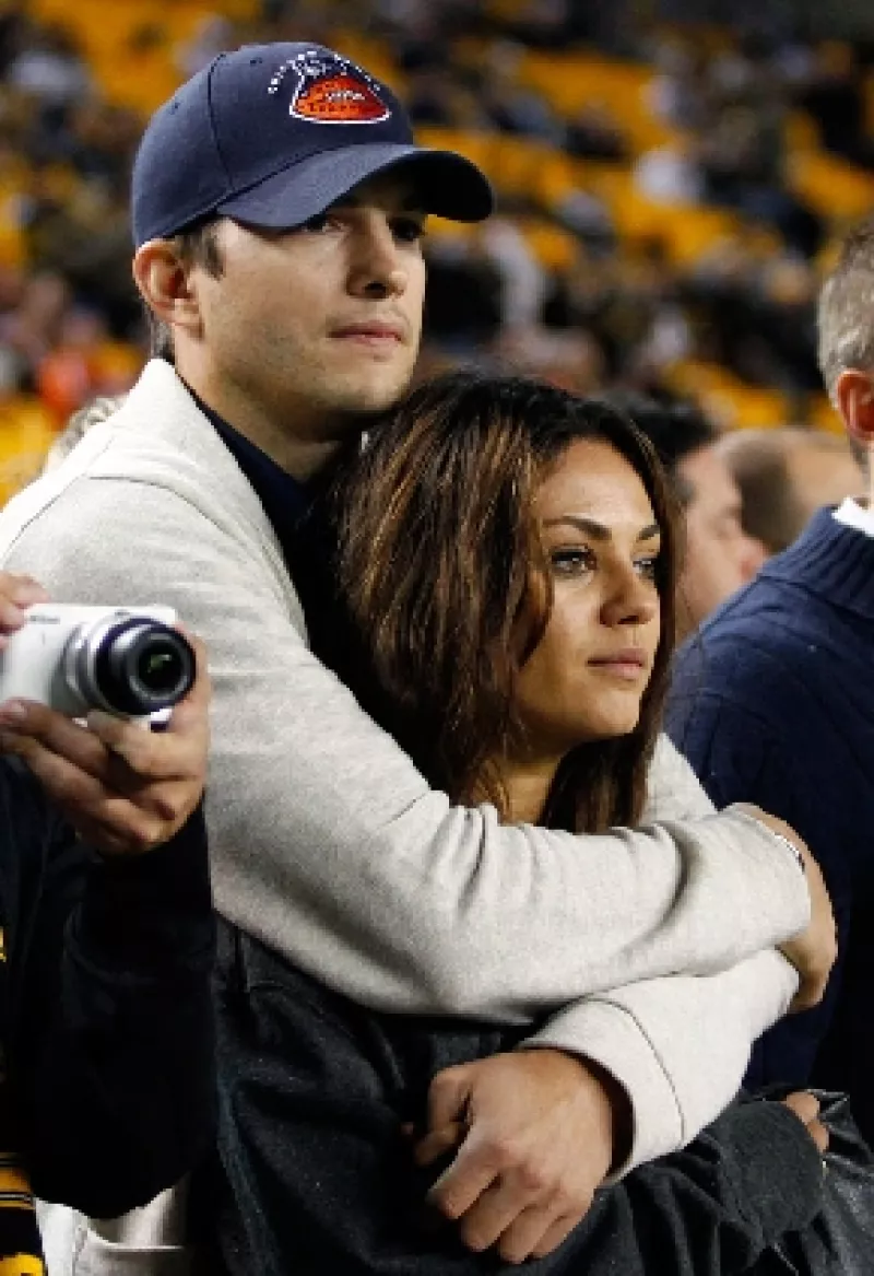 La admiración que sienten los actores por los duques de Cambridge y su amistad con la princesa Beatriz ha llevado a la pareja a plantearse la posibilidad de celebrar su boda dentro del complejo real.