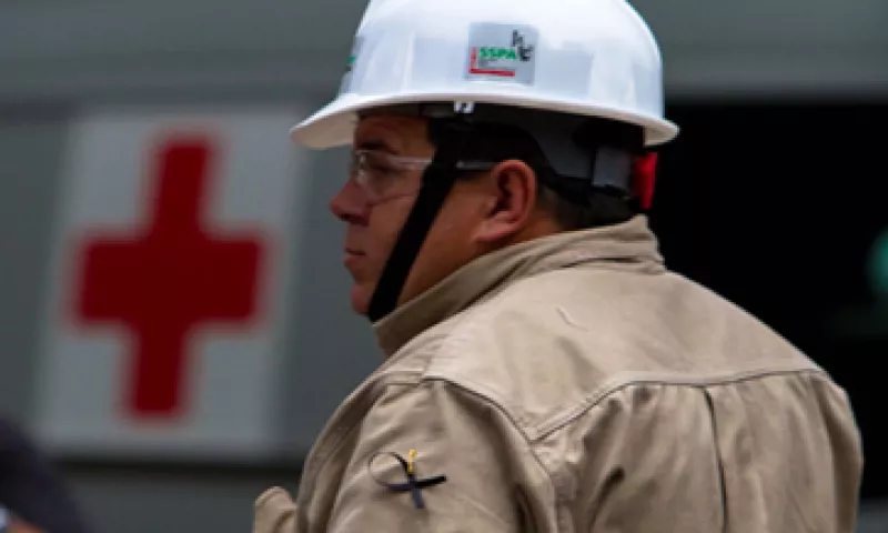 La explosión en la Torre de Pemex ha dejado 37 personas muertas y más de 100 heridas. (Foto: Notimex)