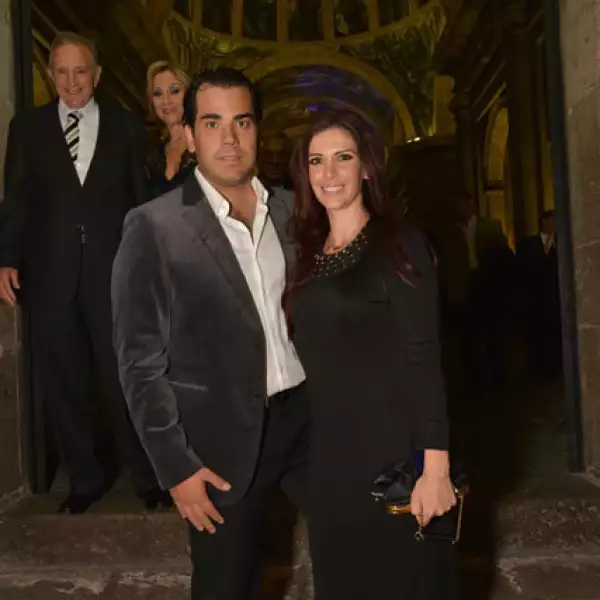 Javier Salgado,Michelle Leaño