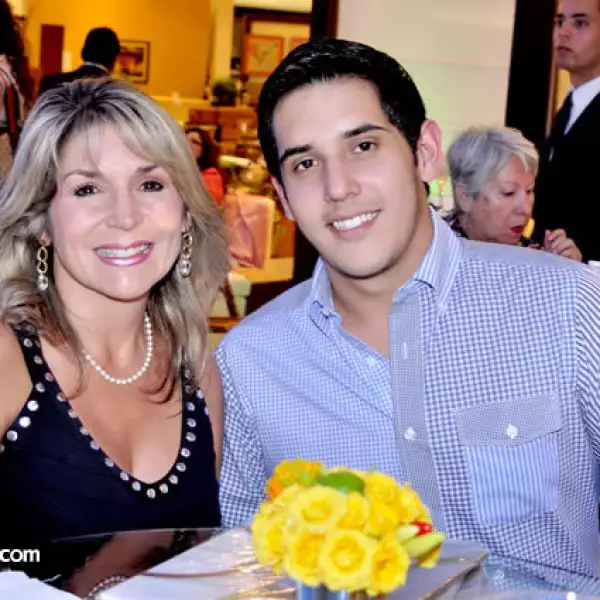 Thelma Pérez y Erick Esparza