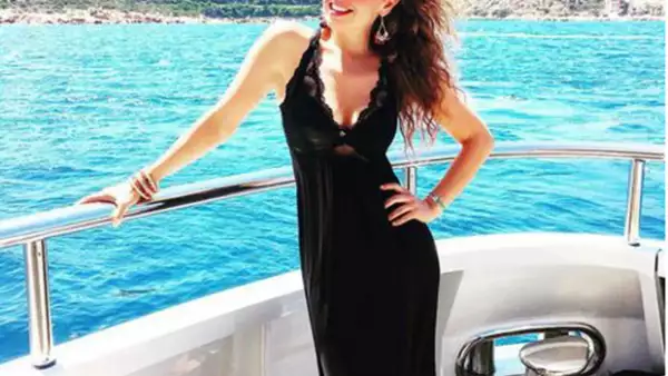 La cantante tiene en manos un proyecto del que podrías ser parte: busca videos de quinceañeras para un documental.