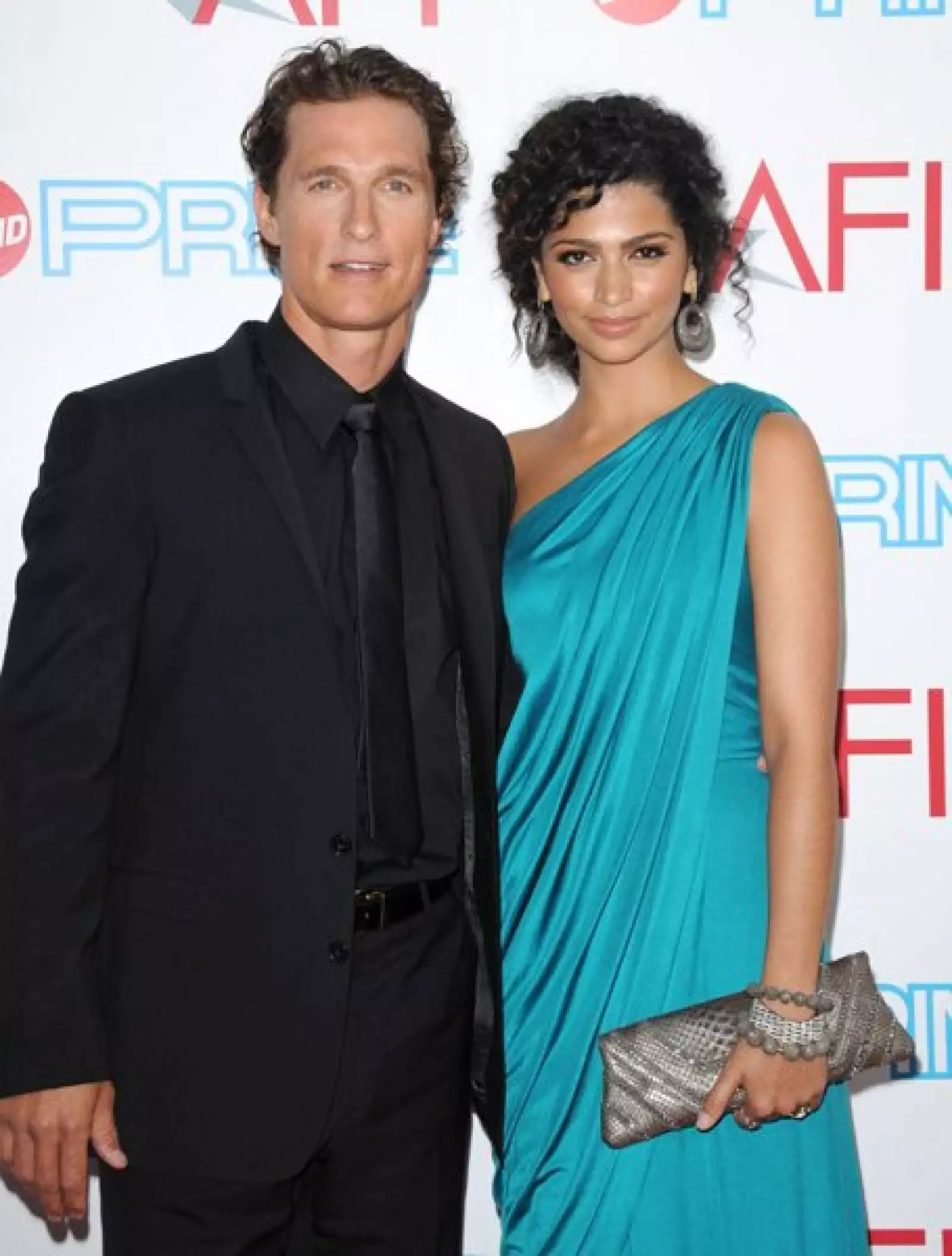 Camila Alves y Matthew Mcconaughey. La modelo brasileña logró que el galán de cine sentara cabeza. La pareja piensa casarse este año antes de que nazca su segundo hijo. Laura O´Toole y Daniel Radcliffe. Ambos son actores, claro, él mucho más que ella. La