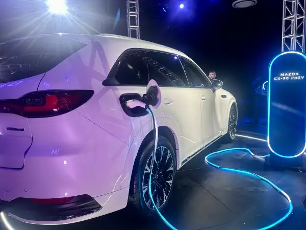 mazda-cx90-phev