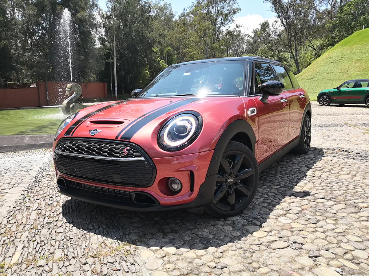 MINi-frente.jpg