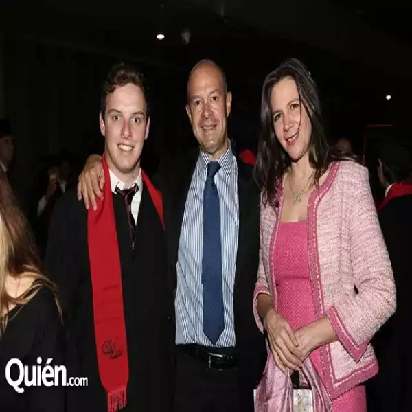 Imanol Zains,Manuel Zainz,Ivette López
