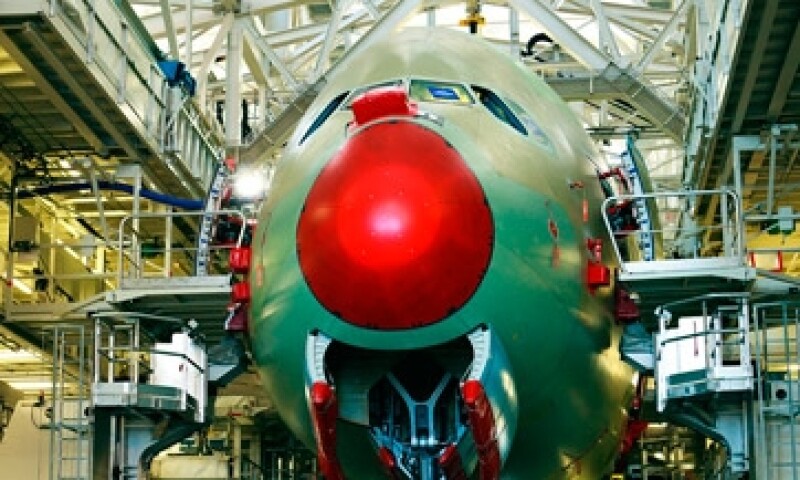 Avion ensamble