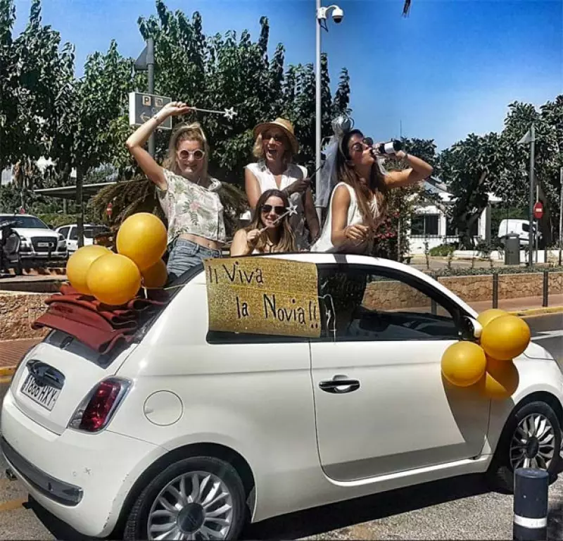 Watch out, Ibiza! Claudia Álvarez y compañía planean divertirse al máximo los próximos días.