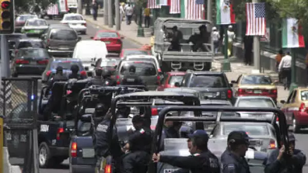 Miles de elementos resguardan la zona de Polanco en el DF, donde el presidente de Estados Unidos, Barack Obama, y su comitiva realizarán sus actividades los días 16 y 17 de abril.