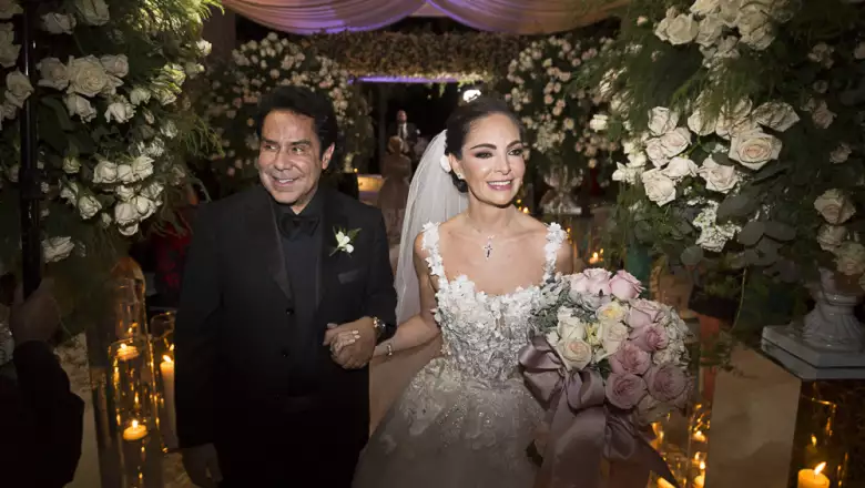 Ernesto Valentín Girón, Paulina Abascal