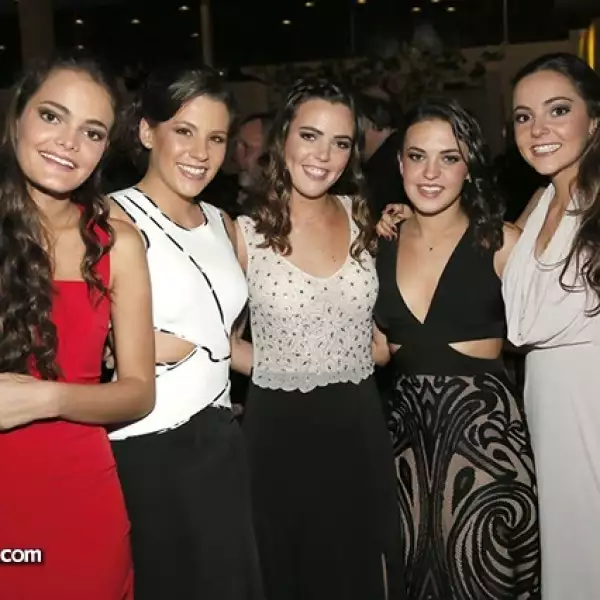 Andrea Villanueva,María José Valle,Lucía Remis,Ana Remis y Lorea Villanueva