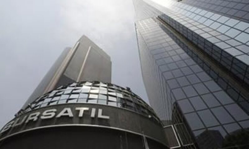 Los papeles del Grupo Financiero Banorte descendieron 3.46% a 51.11 pesos. (Foto: Reuters)