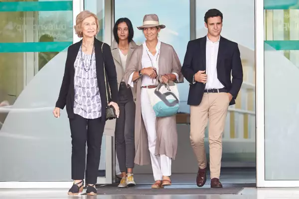 Spanish Royals Visit King Juan Carlos At Quiron Hospital