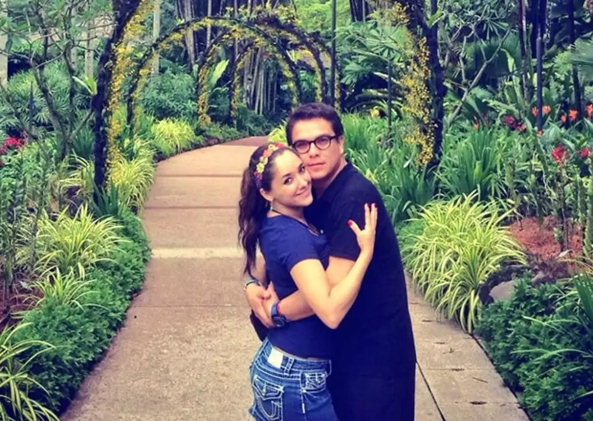 Sherlyn y Gerardo Islas viven vacaciones de ensueño por emblemáticos países Asiáticos. Aquí en Singapur.
