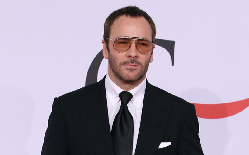 Tom Ford presentó a través de medios digitales su nueva colección Primavera-Verano 2016.