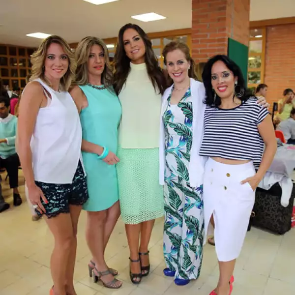 Paola Piotti,Luz Maria Maurer,Ana Ramos,Laura Solano,Monica Rosill