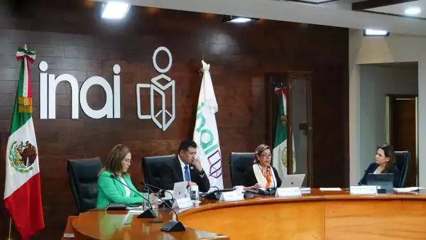 ¿Qué organismos autónomos podrían desaparecer en México?