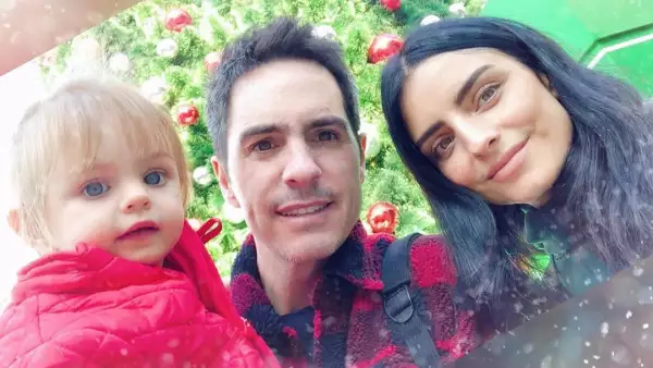 Kailani, Mauricio Ochmann y Aislinn Derbez