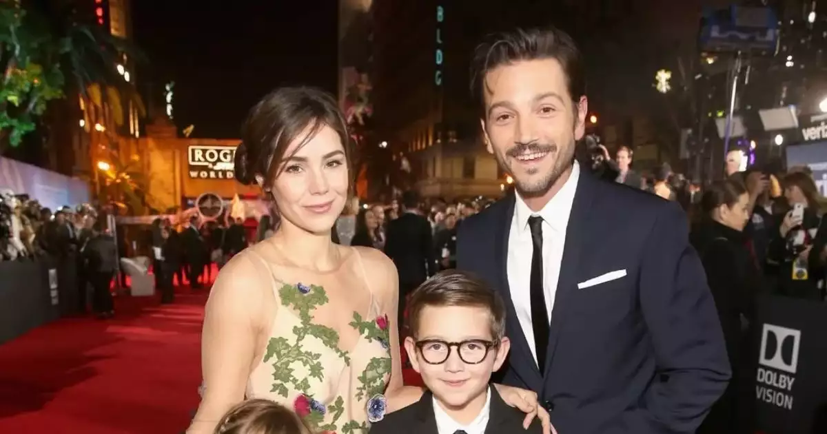 Camila Sodi y Diego Luna