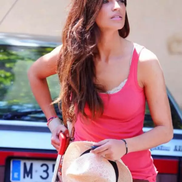 Sara Carbonero es famosa por su belleza, su profesión como reportera y por su relación sentimental con Iker Casillas.