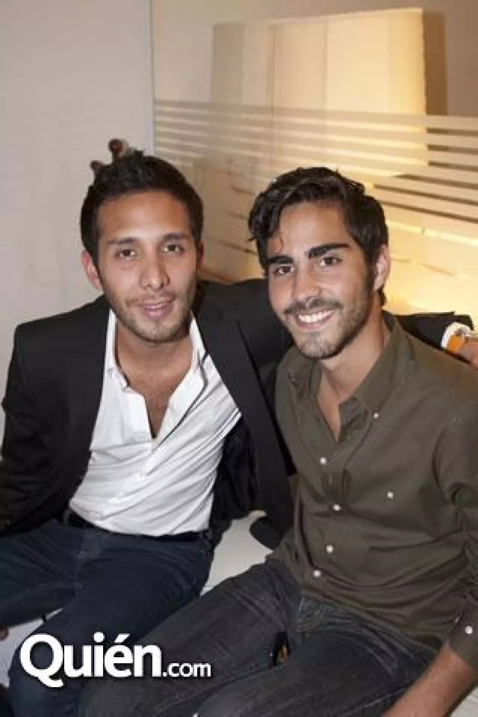 Pablo Ahumada,Alejandro Cervantes