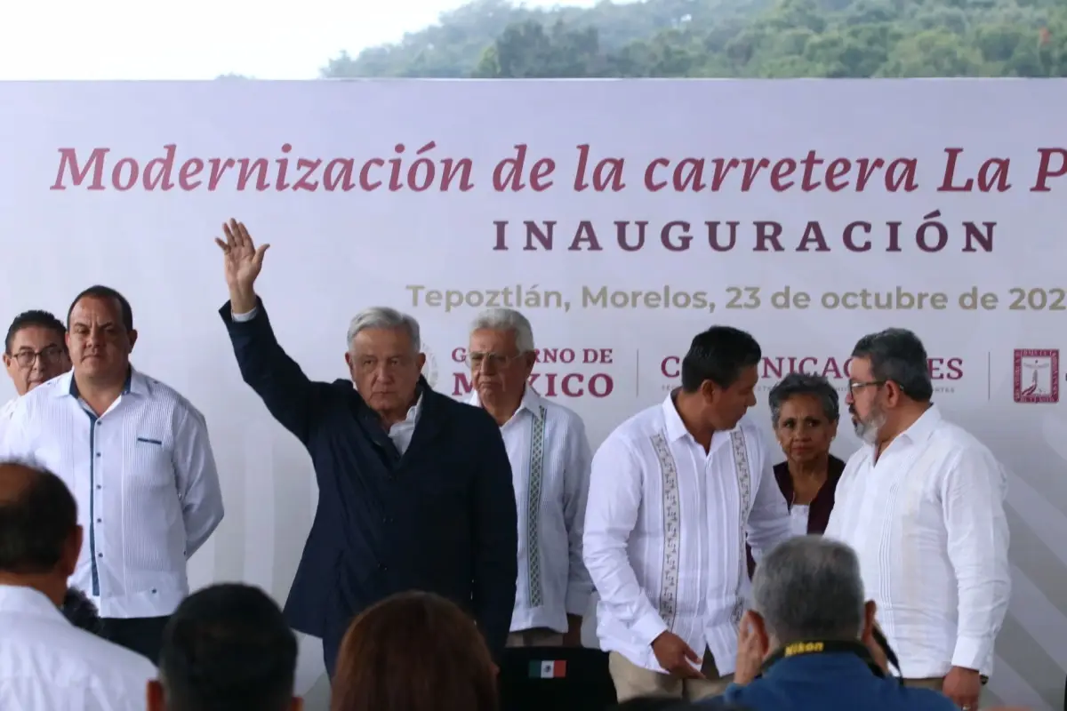 Andrés Manuel López Obrador, presidente de la República, durante su discurso en la inauguración de la carretera La Pera-Cuautla.