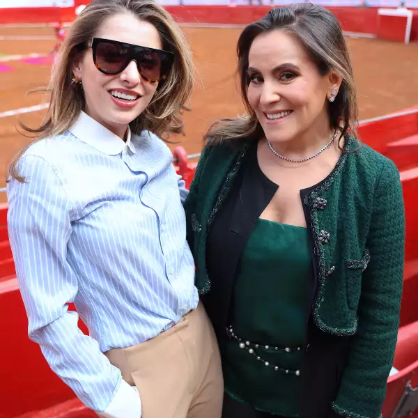 Ana Cecilia Romero y Silvia Rojo