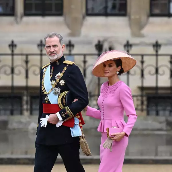 Felipe VI y Letizia de España en la coronación del rey Carlos III