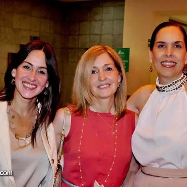 Karina Herrera, Bárbara Herrera de Garza y Elsa Blomeier