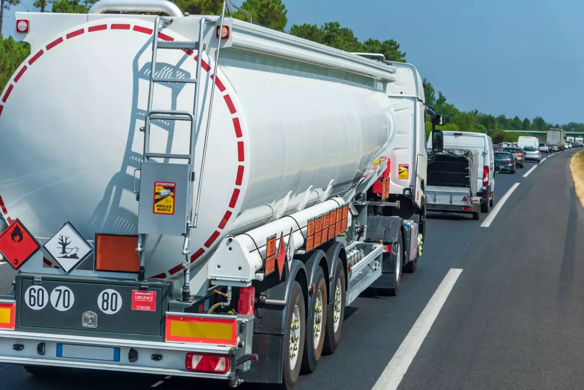Unidades de transporte de gas LP ya cumplen con el 30% de la nueva regulación tras la explosión de Iztapalapa 
