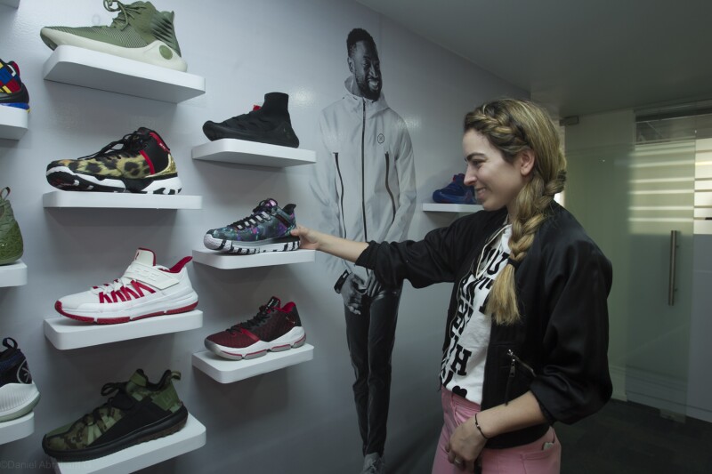 Lanzamiento Li-ning