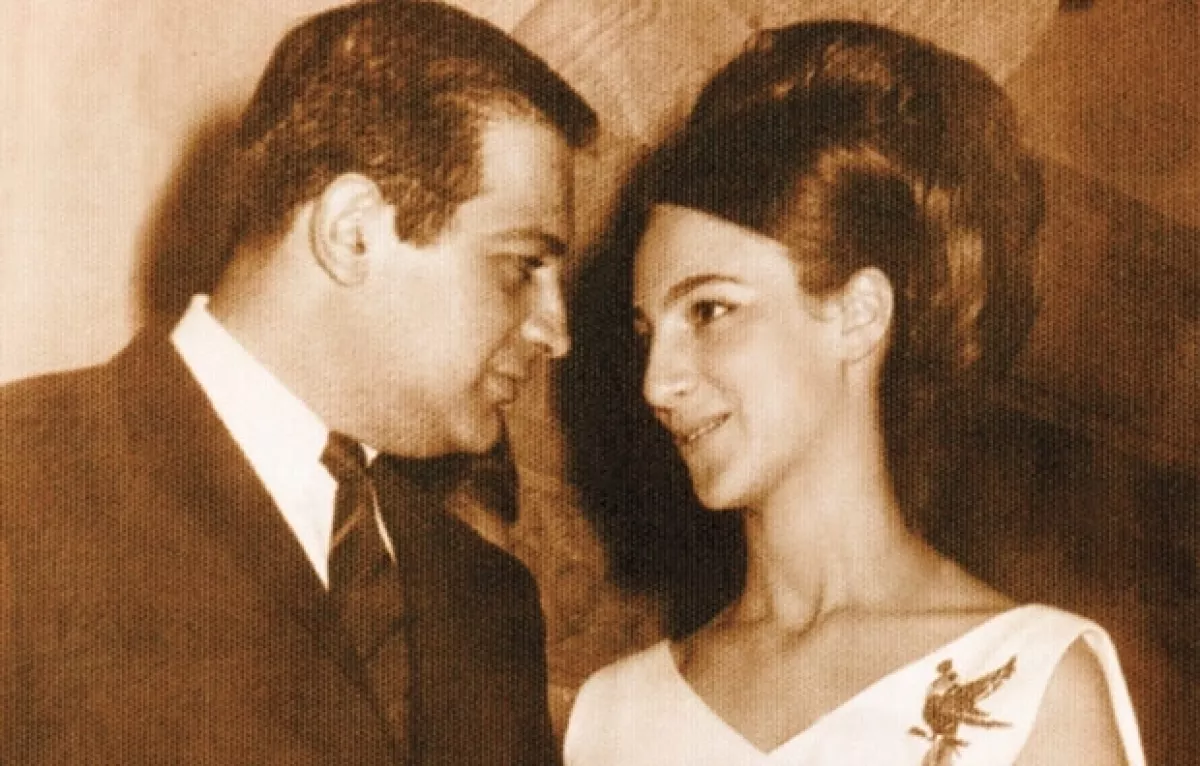 BODA CIVIL. Carlos, de 26, se casó en 1966 con Soumaya Domit, de 17.